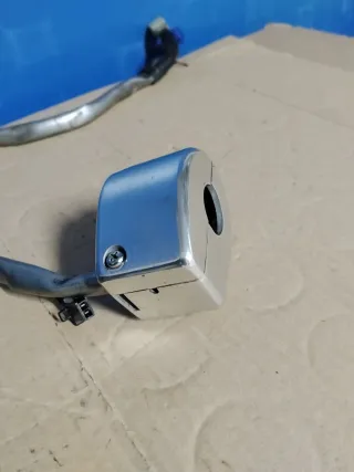 Piña Izquierda Yamaha Dragstar 650