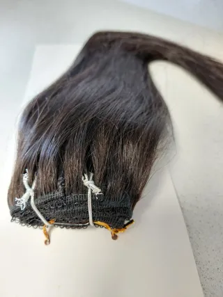 Extensiones con clip de pelo natural castaño