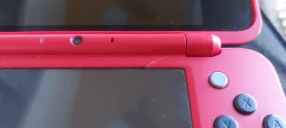 Nintendo 2DS Edición Poké Ball