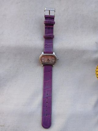 Reloj Adrina Morado y Plateado