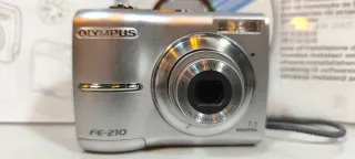 Cámara Olympus FE-210 Plata 7.1 MP