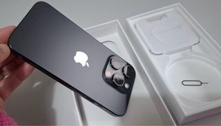 iPhone 15 Pro 256GB Titanio Negro