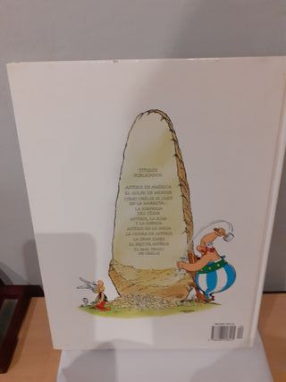 Asterix - Mal Trago de Obelix, El (Spanish Edit...
