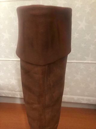 Stivali alti marroni