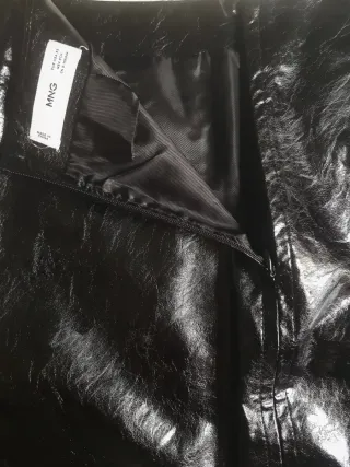 Minifalda de Mango negra