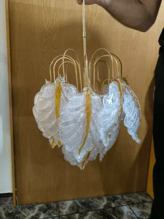 Lámpara colgante hojas cristal con detalle dorado