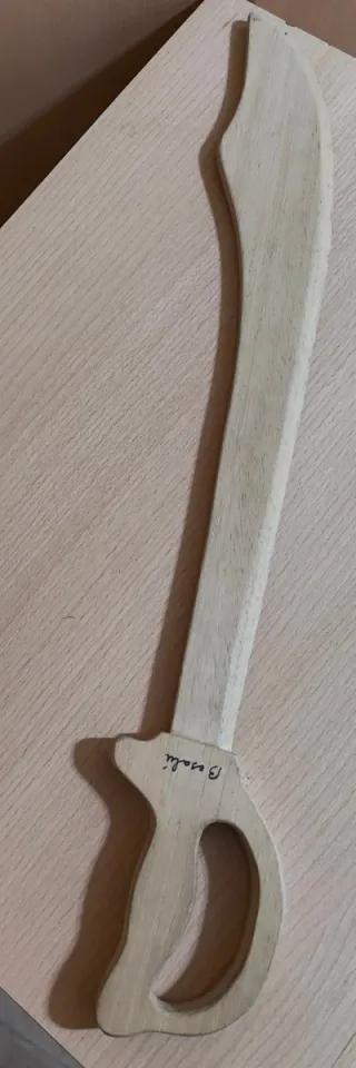 Espada árabe de madera artesanal