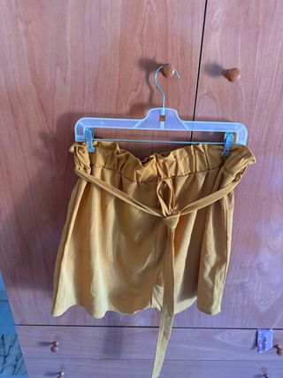 Pantalón mostaza tiro alto mujer