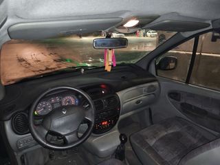 Renault Scenic RX4 para uso o para piezas