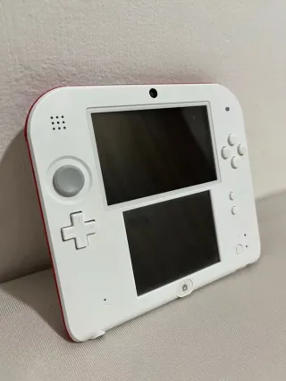 Nintendo 2DS Blanca y Roja