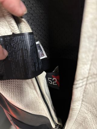 Mono Dainese Laguna Seca 4 (1 pieza) TALLA 52