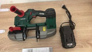 Sierra de cinta recargable 20V Parkside