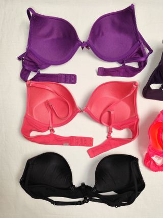Lote 5 Sujetadores WOMAN ́S, OYSHO y Varios  90B
