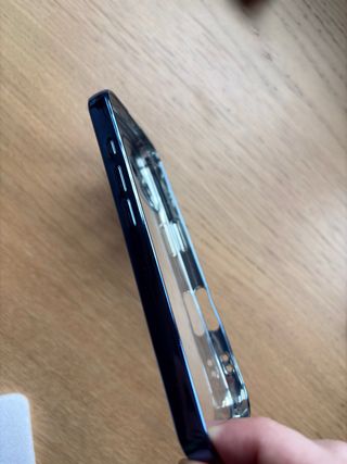 Funda y protector pantalla iPhone 17