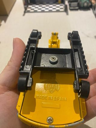 Excavadora Caterpillar Metal Nº 216 Joal