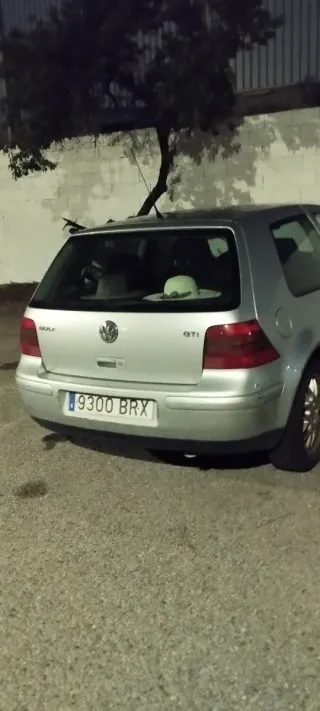 Volkswagen Golf 2001