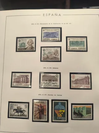 Álbum filatélico Nueva Monarquía