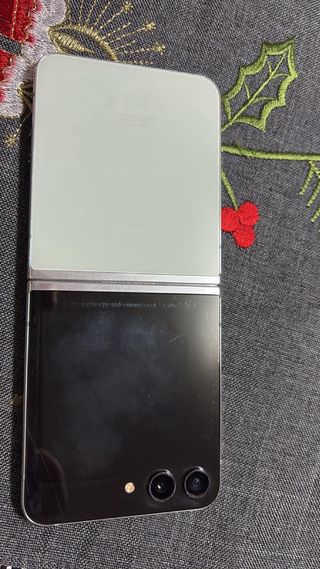 Samsung Galaxy Z Flip 5