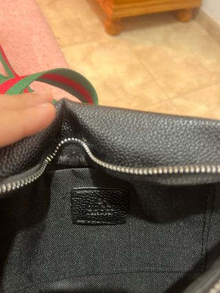 Bolso Gucci Negro Logo Vintage Cierre
