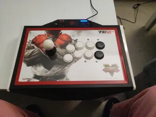 Mad Catz SFV Arcade FightStick TE2+ PS4/PS3