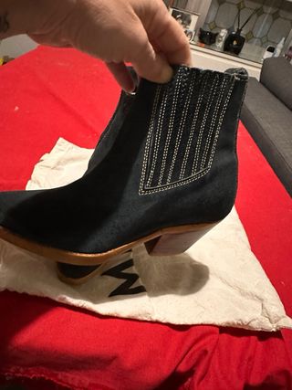 Botines Serraje Tacón Cubano Negros