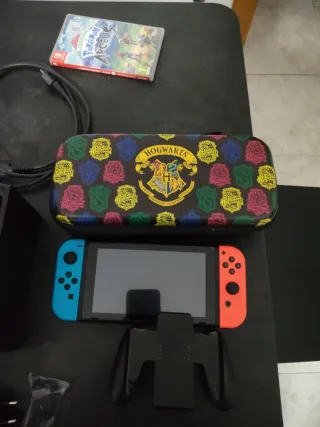 Nintendo Switch Rosso/Blu Usata Poco