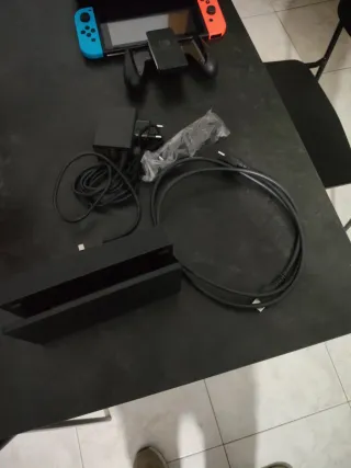 Nintendo Switch Rosso/Blu Usata Poco