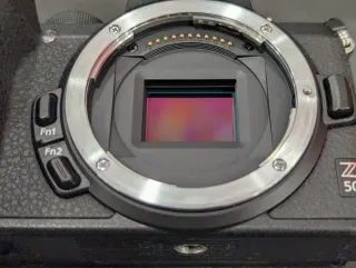 Nikon Z50 Cuerpo + 16-50mm VR (2150 obturaciones)