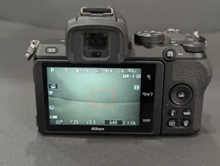 Nikon Z50 Cuerpo + 16-50mm VR (2150 obturaciones)