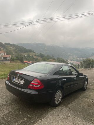 Mercedes-Benz Clase E 2002