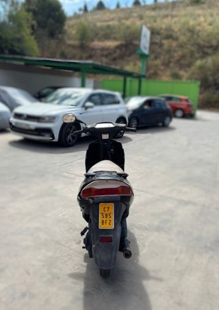 Suzuki caballete address 50 100837