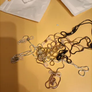 Catene per occhiali (oro, argento, nero, rosa)