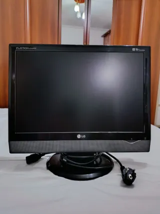 LG Flatron M1919S-PF TV Monitor