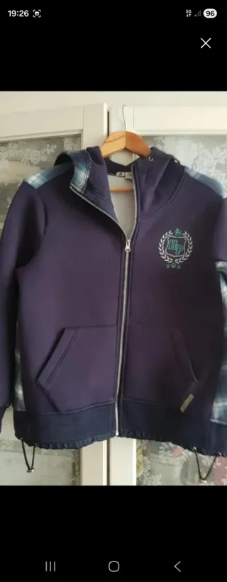 Lote gabardina y sudadera beige