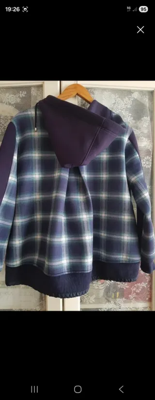 Lote gabardina y sudadera beige