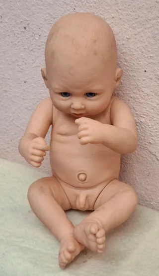 Muñeco bebé recién nacido