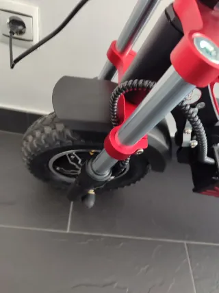 Monopatín Eléctrico IX8