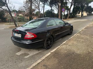 Mercedes-Benz  CLK 2002