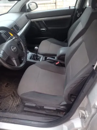 Opel Vectra 2004
