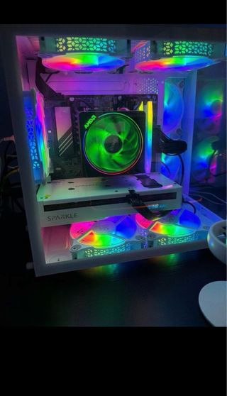 PC Gamer DDR5 Bianco e Multicolore