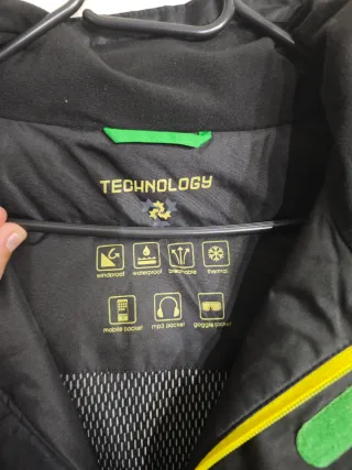 Set sci: giacca e pantalone