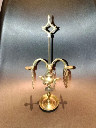 Lámpara aceite ANTIGUA  LATÓN