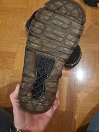 Zuecos Dr. Martens Talla 39 Negro