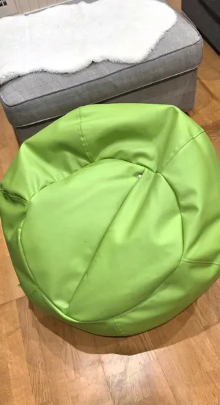 Puff grande verde con relleno