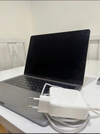 MacBook Pro 13 Gris Espacial