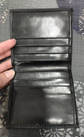 Portafoglio nero da uomo