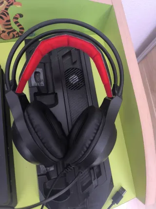 PS4 (PlayStation 4) Slim Nera 1TB