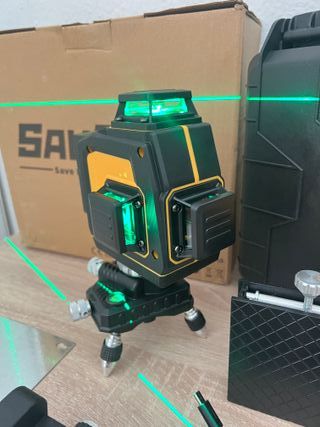 Nivel láser autonivelante Savsec SV-Y03Cg