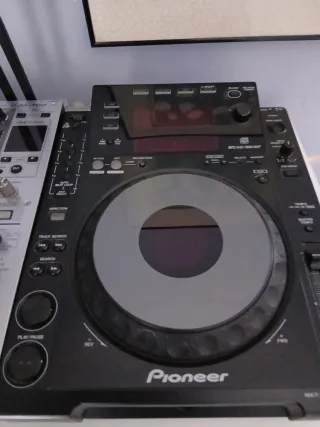 Pioneer DJM-700 Mezclador Plata