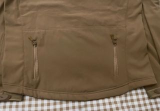 Chaqueta Militar Softshell con Parches